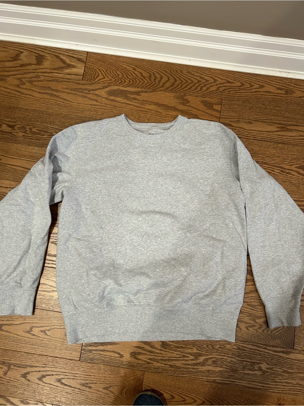 Uniqlo Men's Crewneck Sweater - Light Heather Gray